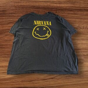 Nirvana Smiley Face‎ Graphic T Shirt Black Music Band Tee